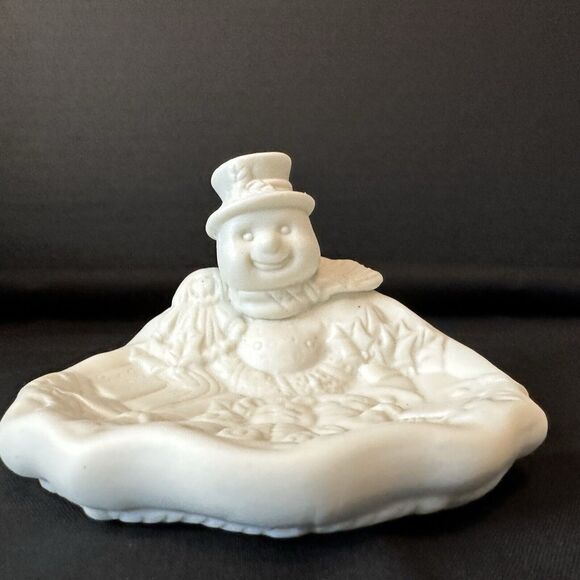 World Bazaar's Snowman Dish, White Ceramic Candy, Soap, Bowl Decor Frosty - Picture 4 of 12